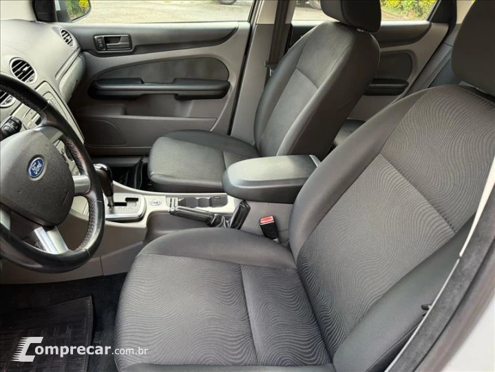 FOCUS 2.0 GLX Sedan 16V