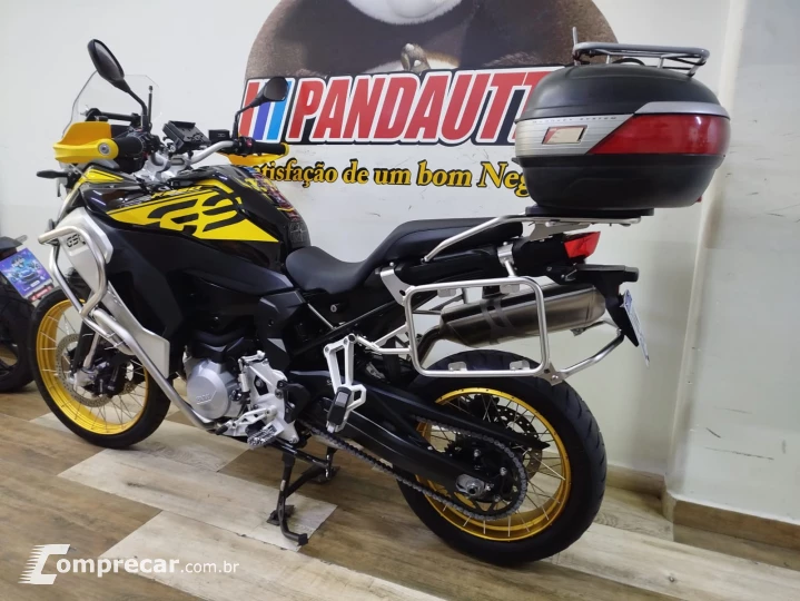 F 850 GS ADVENTURE 40 ANOS