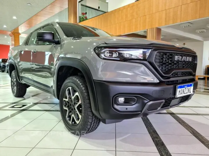 RAMPAGE REBEL HURR. 4 2.0 TB CD 4X4 AUT