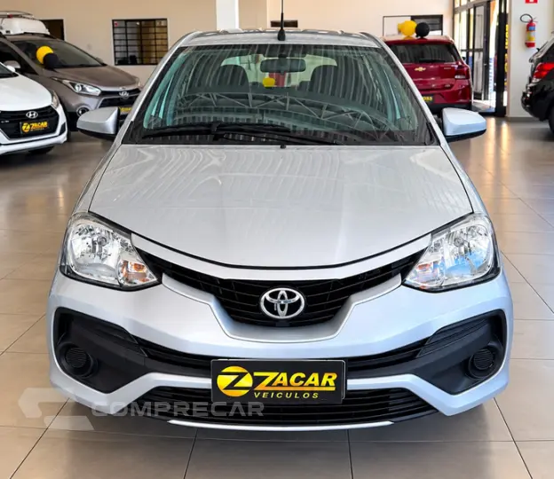 ETIOS HB XS 15 AT