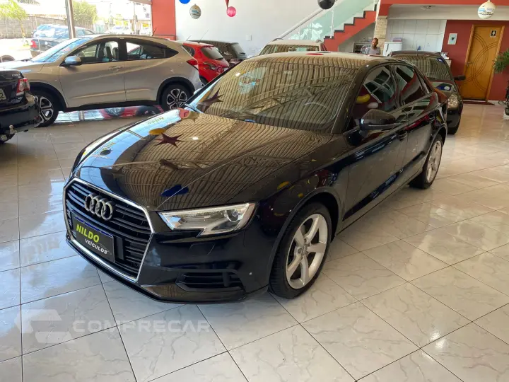 A3 1.4 TFSI Sedan Ambiente 16V