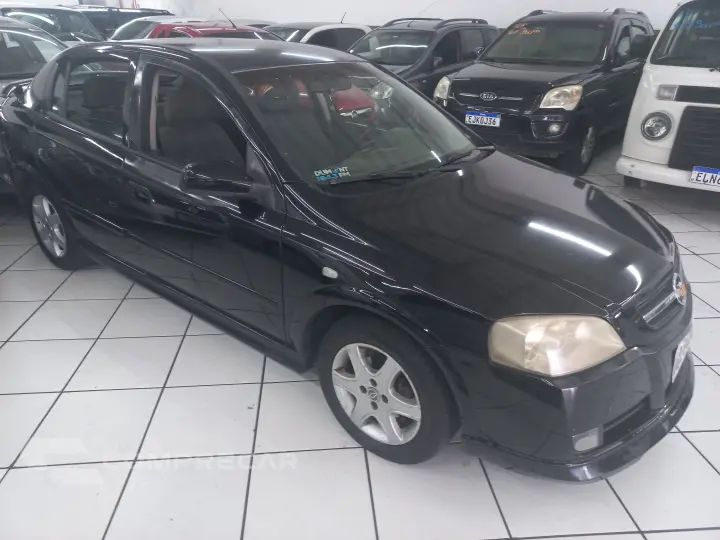 ASTRA 1.8 MPFI GL 8V