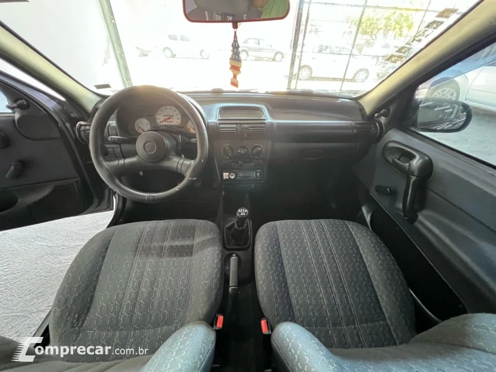 CORSA 1.0 MPFI Classic Sedan 8V