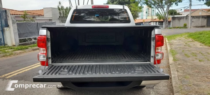 S10 2.4 LT 4X2 CD 8V