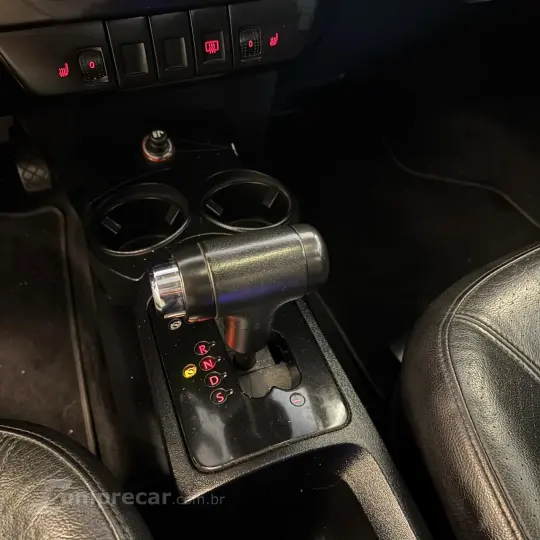 New Beetle 2.0 Mi Mec./Aut.