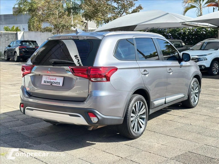 OUTLANDER 2.0 MIVEC GASOLINA HPE AUTOMÁTICO