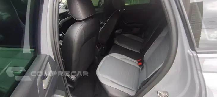 Nivus 1.0 4P FLEX 200 TSI HIGHLINE TURBO AUTOMÁTICO