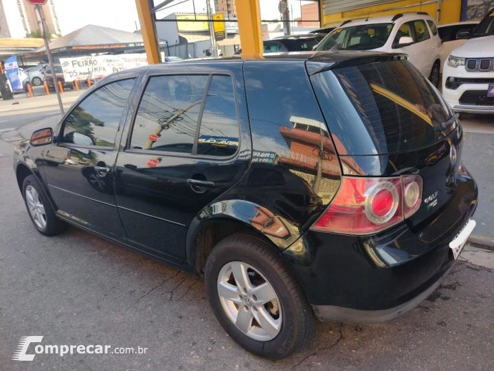 Golf 2.0/ 2.0 Mi Flex Aut/Tiptronic.