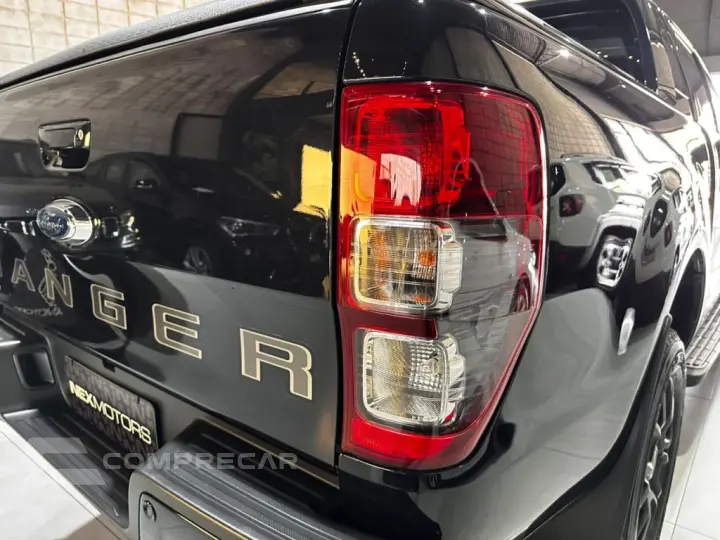 RANGER 2.2 BLACK 4X2 CD 16V DIESEL 4P AUTOMÁTICO