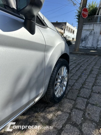 FIESTA 1.6 SE Plus Hatch 16V