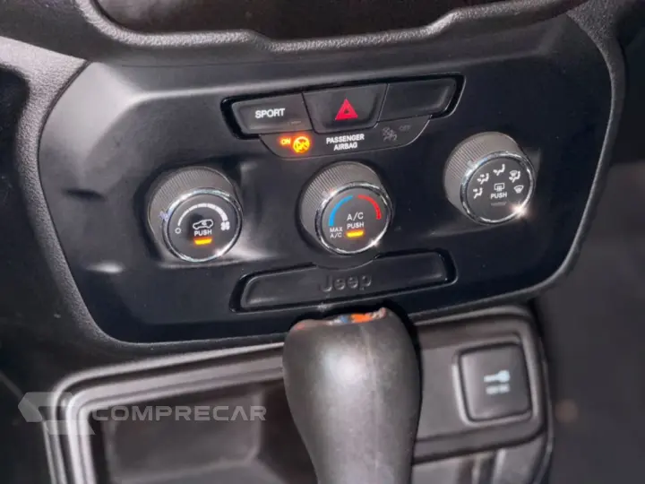 RENEGADE 1.8 16V FLEX 4P AUTOMÁTICO