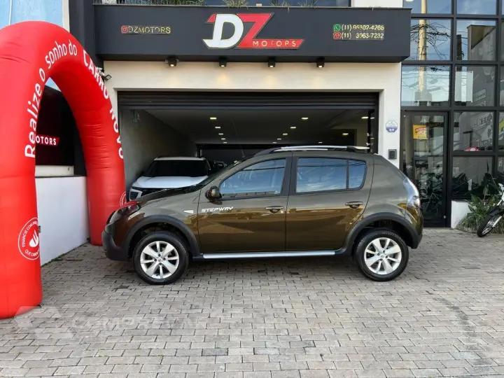 SANDERO 1.6 16V SCE Stepway