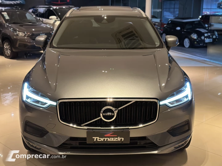 XC40 2.0 T5 Momentum AWD Geartronic