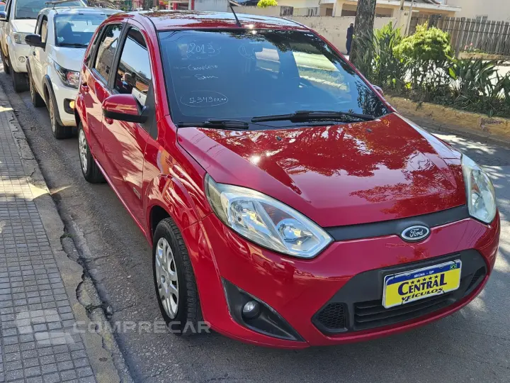 FIESTA 1.6 MPI Class Hatch 8V