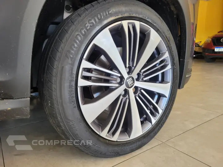 Fastback Audace 200 TB Aut (Hibrído)