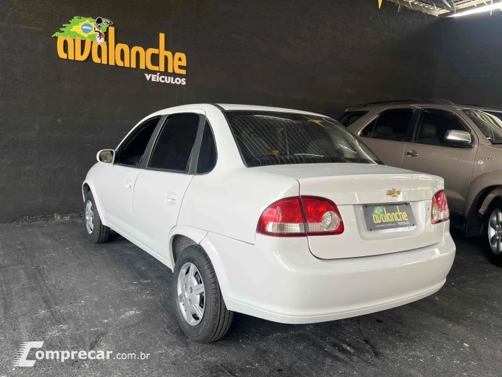 CLASSIC 1.0 MPFI LS 8V FLEX 4P MANUAL