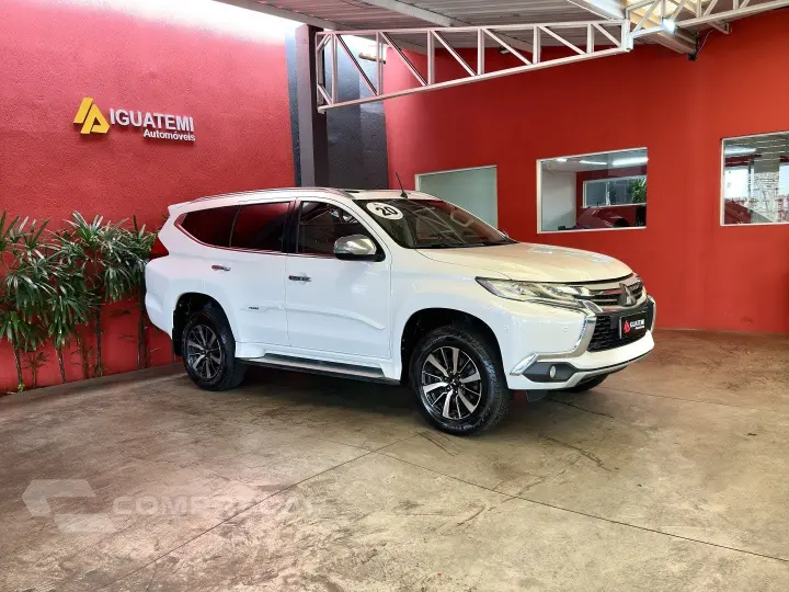 PAJERO SPORT 2.4 16V MIVEC TURBO DIESEL HPE AWD AUTOMÁTICO