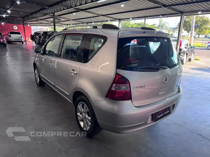 Livina S 1.8 Automático