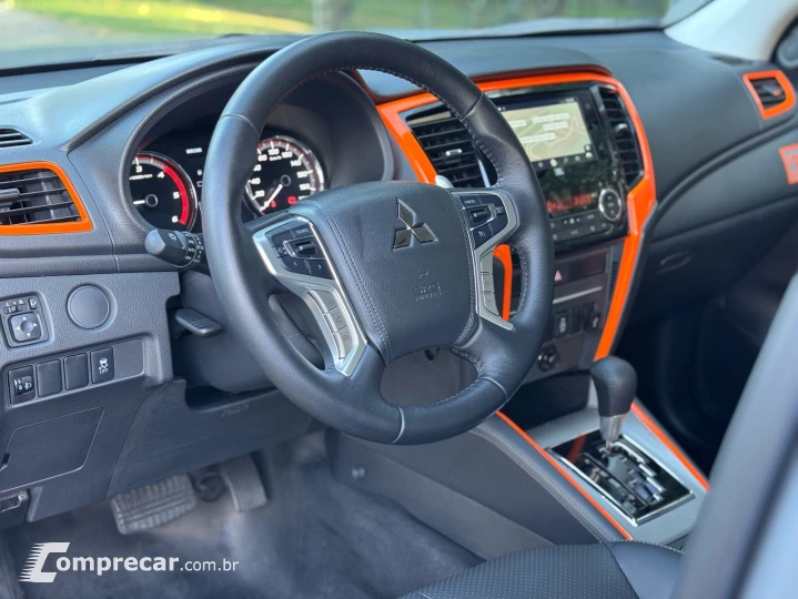 L200 TRITON 2.4 16V Turbo Sport Savana Sertôes CD 4X4