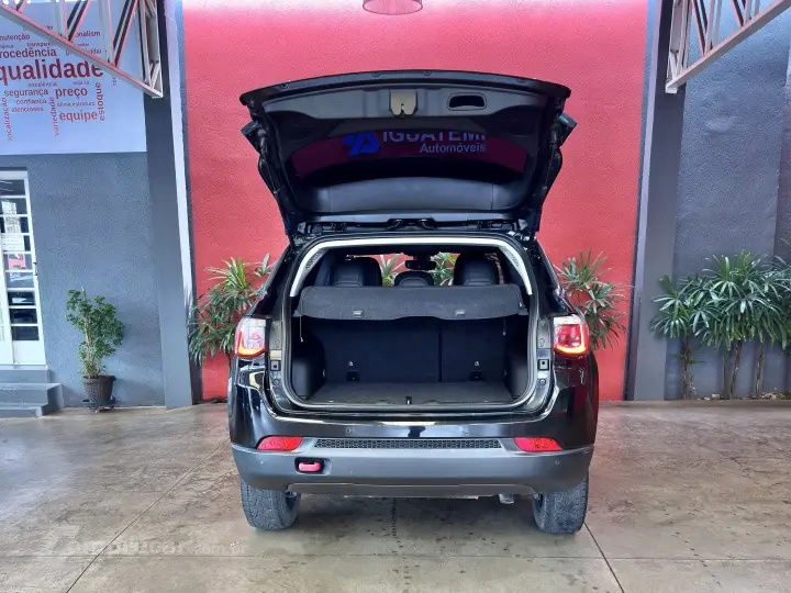 COMPASS 2.0 16V DIESEL TRAILHAWK 4X4 AUTOMÁTICO