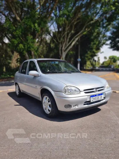 CORSA 1.6 MPFI GLS Sedan 8V