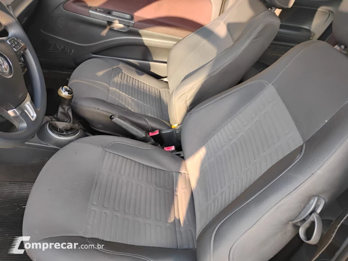 SAVEIRO 1.6 MI Highline CD 8V