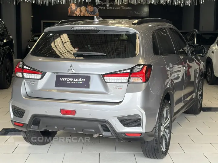 OUTLANDER 2.0 MIVEC FLEX SPORT HPE AWD AUTOMÁTICO