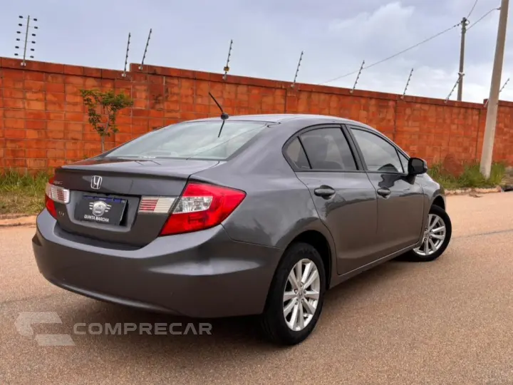 CIVIC 1.8 LXS 16V FLEX 4P AUTOMÁTICO