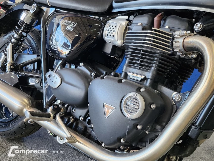 BONNEVILLE T100 900