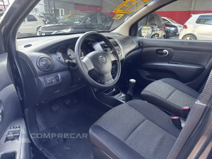 Livina 1.6 16V 4P FLEX
