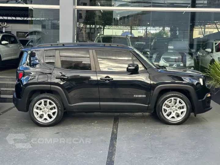 Renegade Longitude 1.8 4x2 Flex 16V Aut.