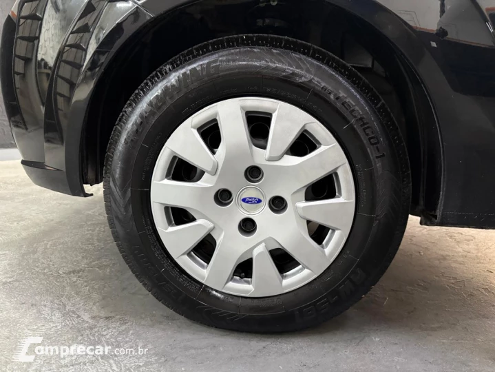 FIESTA 1.6 SE Sedan 16V