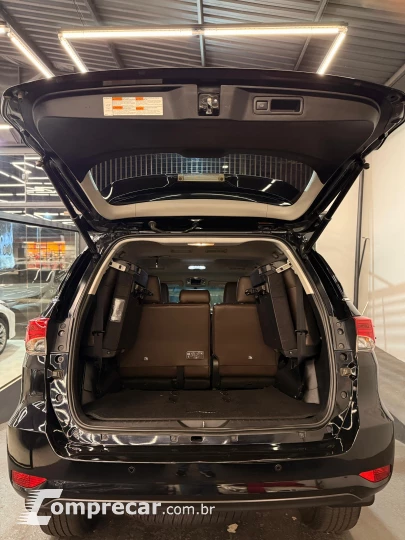 HILUX SW4 2.8 D-4d Turbo SRX 7L 4X4