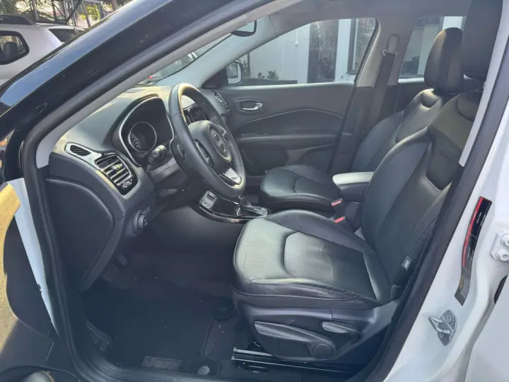 Compass 2.0 16V 4P LIMITED FLEX AUTOMÁTICO