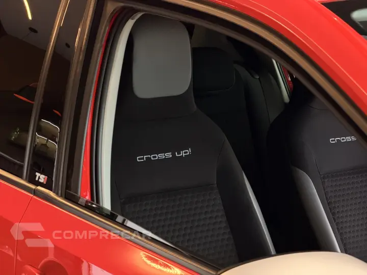 CROSS UP 1.0 TSI 12V FLEX 4P MANUAL