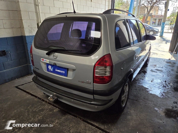 ZAFIRA 2.0 MPFI ELITE 8V FLEX 4P AUTOMÁTICO