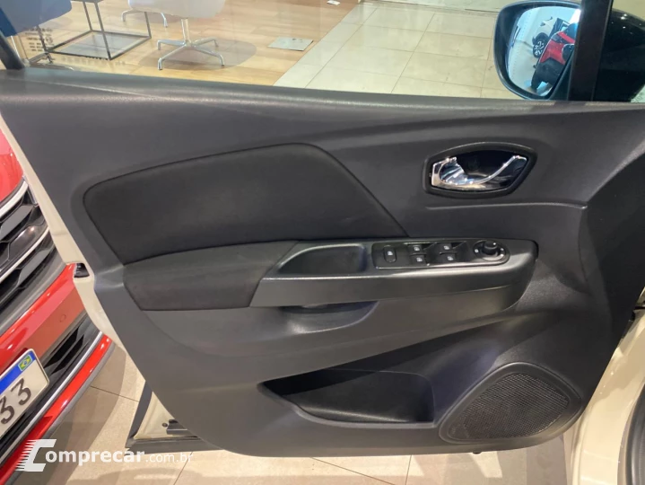 Captur 1.6 16V 4P FLEX SCE ZEN