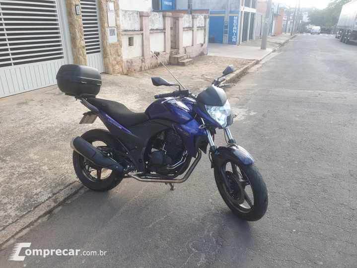 CB 300 R