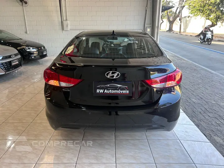 ELANTRA 2.0 16V