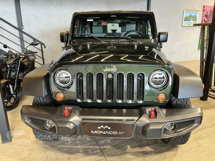 Wrangler 3.8 V6 12V SPORT TETO RÍGIDO AUTOMÁTICO