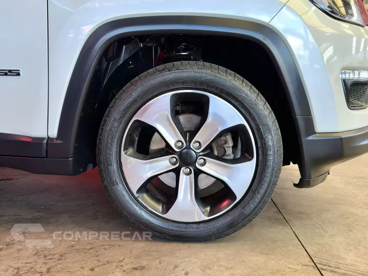 COMPASS 2.0 16V FLEX LONGITUDE AUTOMÁTICO
