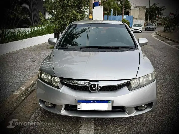 CIVIC 1.8 LXS 16V GASOLINA 4P AUTOMÁTICO