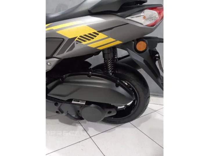 NMAX CONNECTED 160 SE ABS