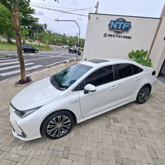 Corolla Altis Prem. 1.8 Aut. (Híbrido)