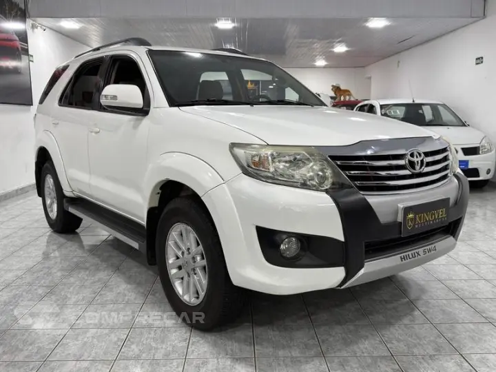 HILUX SW4 4X2SR