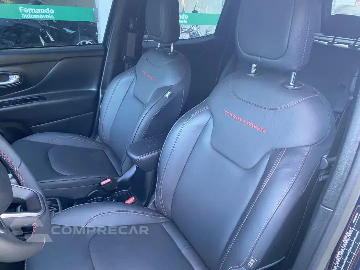 RENEGADE 1.3 T270 Turbo Trailhawk 4X4