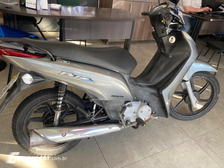 BIZ 125 ES