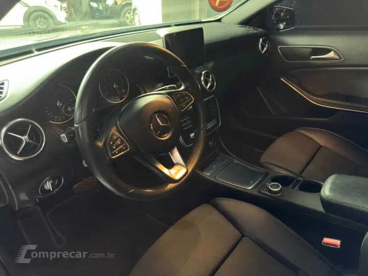 A 200 1.6 CGI FLEX 7G-DCT