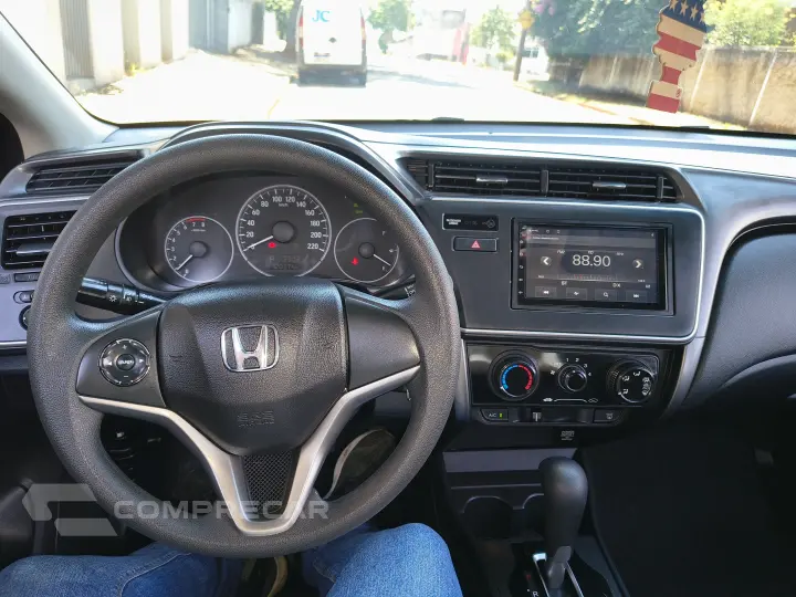 CITY 1.5 LX Sedan 16V