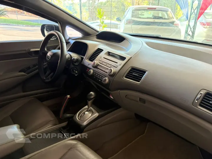 CIVIC 1.8 LXS 16V GASOLINA 4P AUTOMÁTICO
